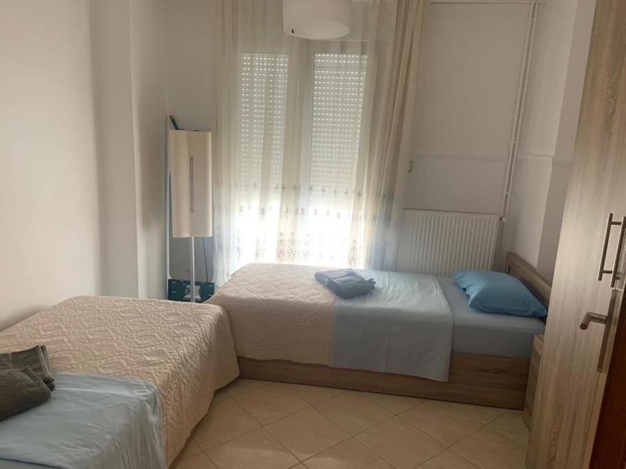2 Bedroom Holiday Flat, Renovated, In The Centre Ασπροβάλτα Εξωτερικό φωτογραφία